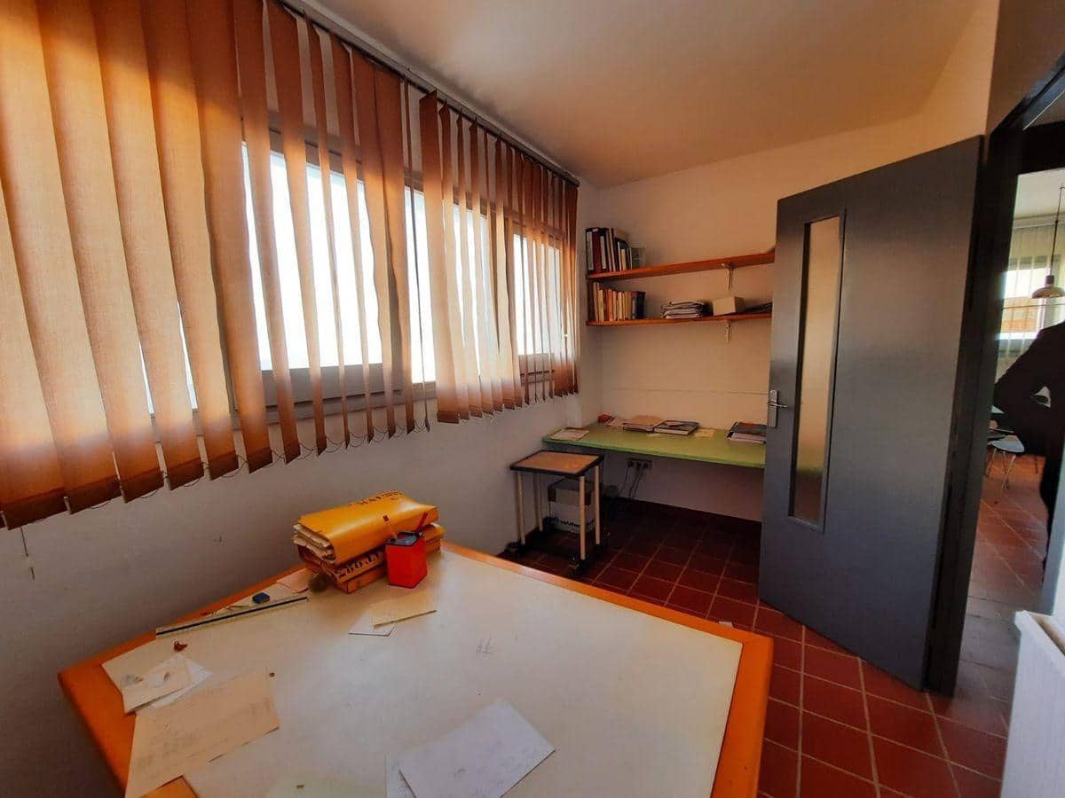 Commercial for sale in Amposta - € 65,000 (Ref: 7712612)