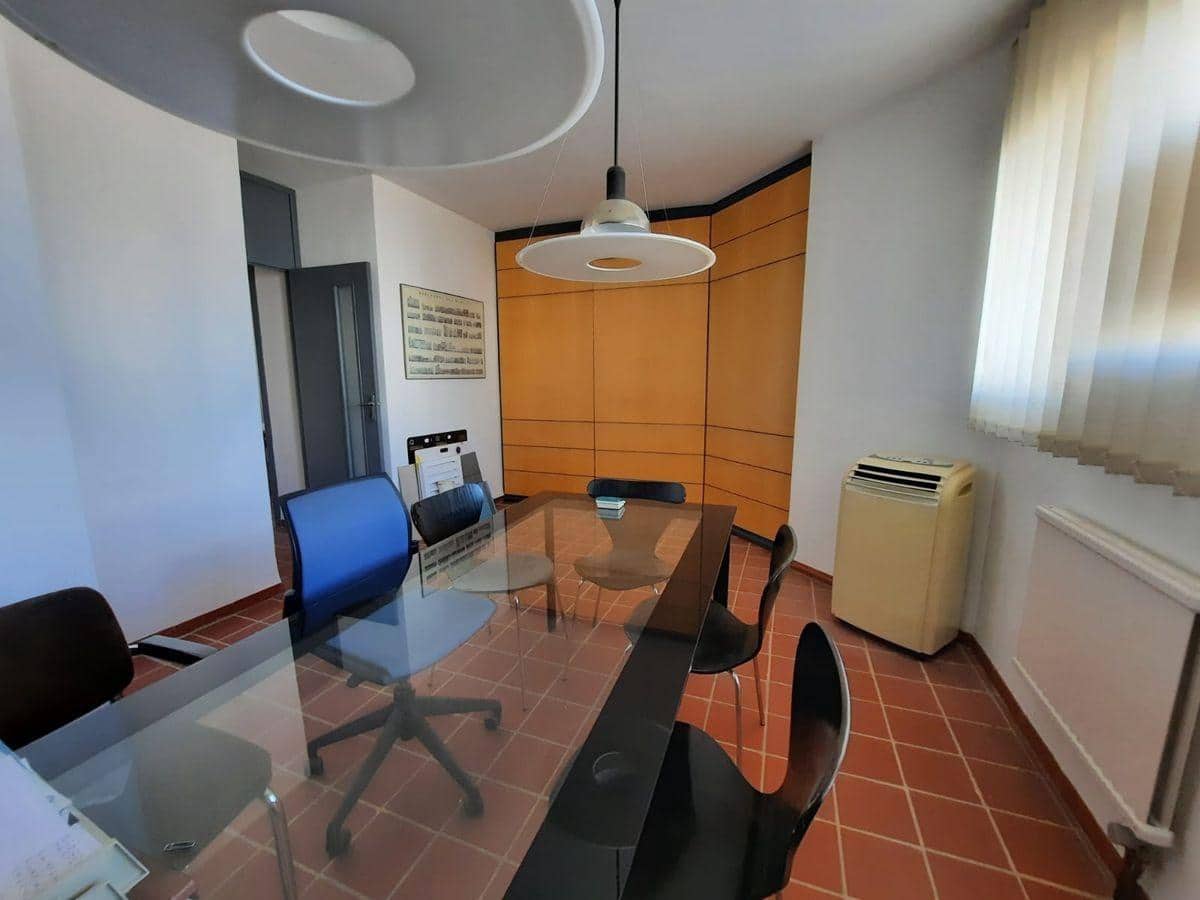 Commercial for sale in Amposta - € 65,000 (Ref: 7712612)