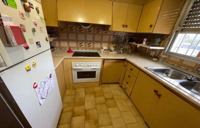 3 sovrum Villa till salu i Alcanar med pool - 185 500 € (Ref: 8316432)