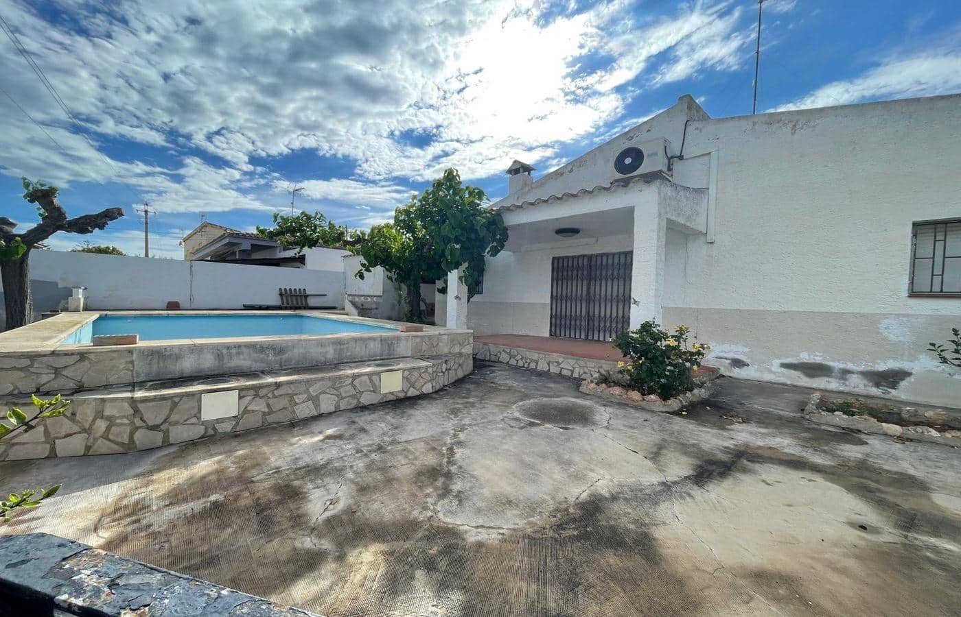3 soveværelse Villa til salg i Alcanar med swimmingpool - € 185.500 (Ref: 8316432)