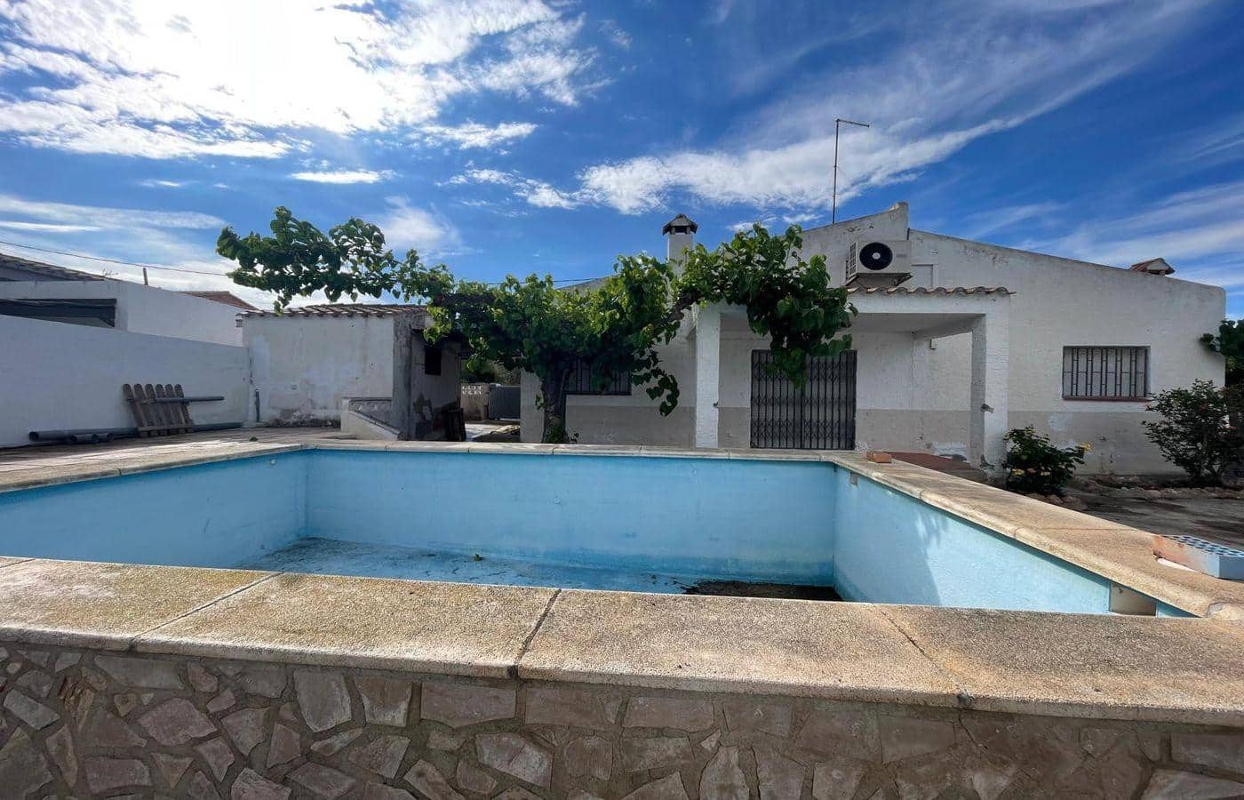 3 soveværelse Villa til salg i Alcanar med swimmingpool - € 185.500 (Ref: 8316432)