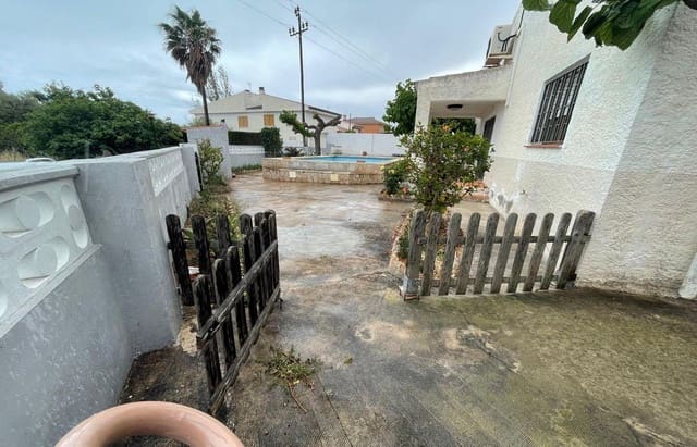 3 sovrum Villa till salu i Alcanar med pool - 185 500 € (Ref: 8316432)