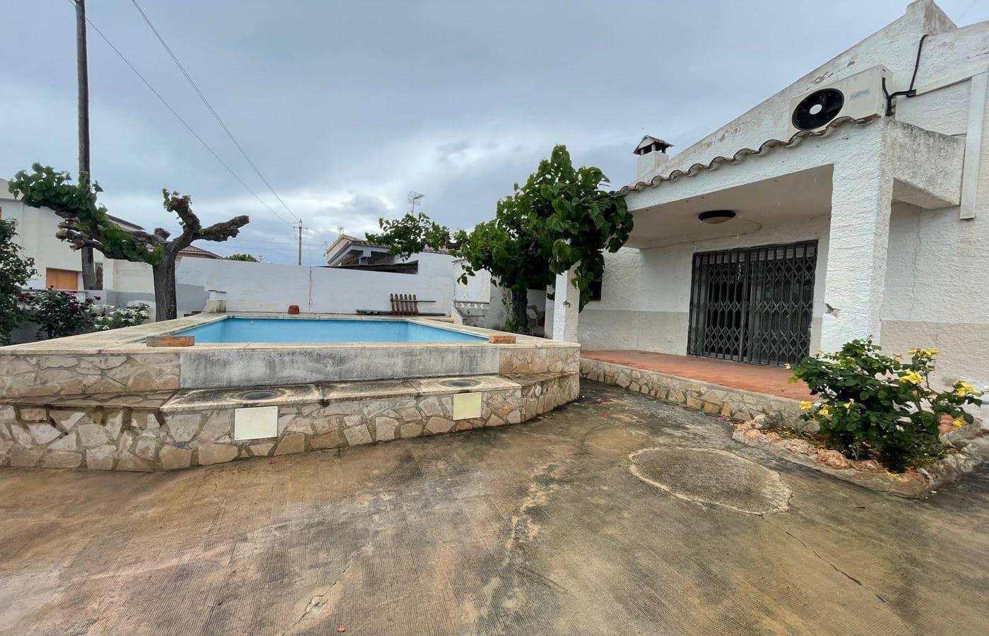 3 soveværelse Villa til salg i Alcanar med swimmingpool - € 185.500 (Ref: 8316432)