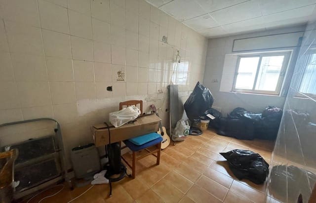 2 soveværelse Byhus til salg i Sant Carles de la Ràpita med garage - € 155.000 (Ref: 8509713)