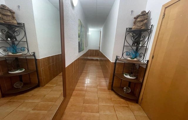 2 soveværelse Byhus til salg i Sant Carles de la Ràpita med garage - € 155.000 (Ref: 8509713)