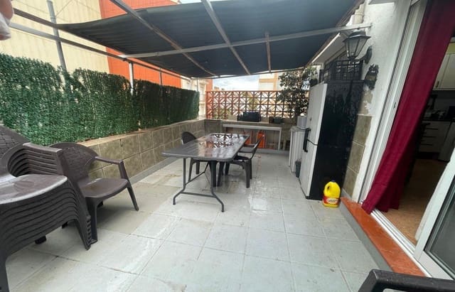 2 soveværelse Byhus til salg i Sant Carles de la Ràpita med garage - € 155.000 (Ref: 8509713)