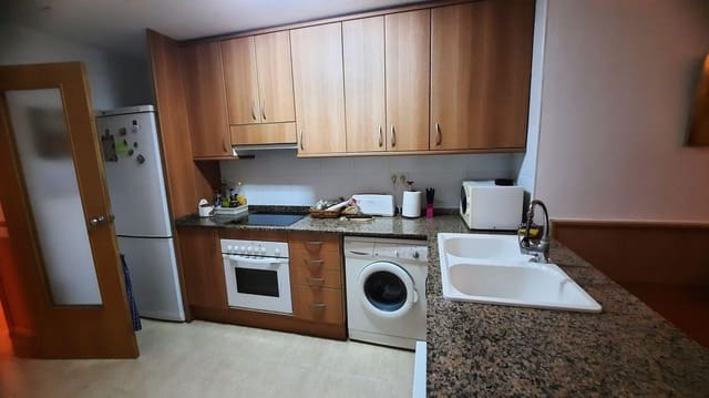 4 soveværelse Lejlighed til salg i Sant Carles de la Ràpita - € 130.000 (Ref: 8536654)