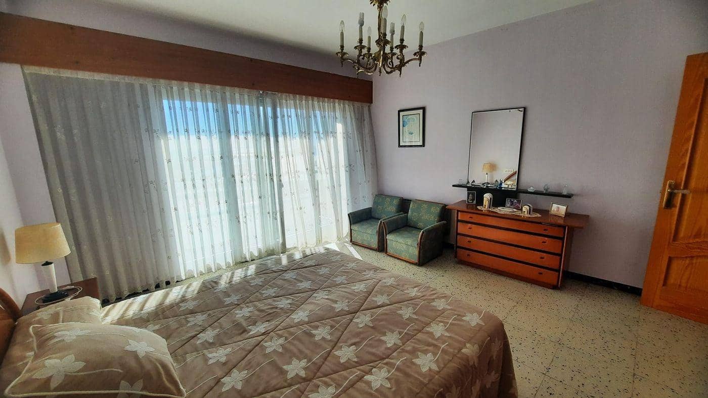 4 slaapkamer Flat te koop in Sant Carles de la Rapita - € 255.000 (Ref: 8601570)
