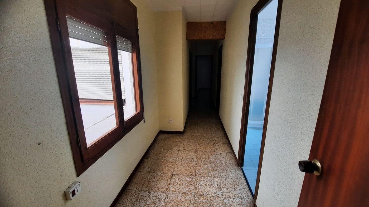 4 soveværelse Lejlighed til salg i Sant Carles de la Rapita - € 156.000 (Ref: 8624933)