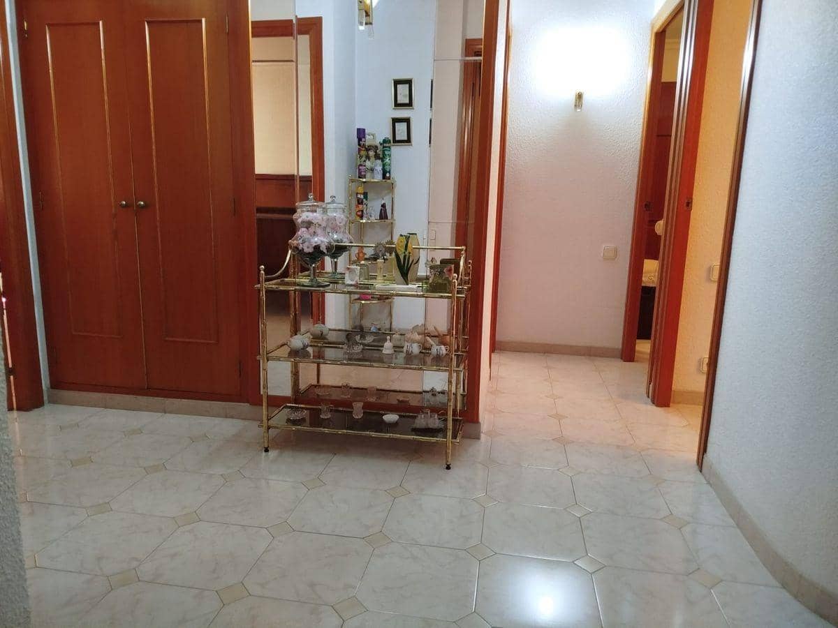 5 bedroom Townhouse for sale in Sant Carles de la Rapita - € 298,000 (Ref: 8688984)