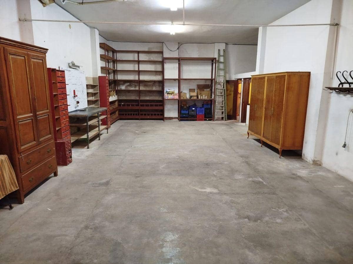 5 bedroom Townhouse for sale in Sant Carles de la Rapita - € 298,000 (Ref: 8688984)