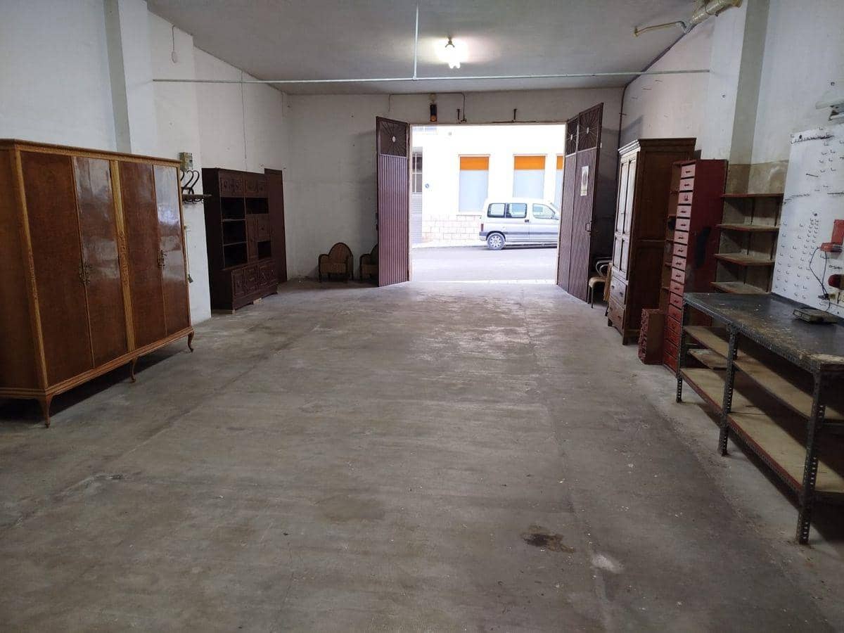 5 bedroom Townhouse for sale in Sant Carles de la Rapita - € 298,000 (Ref: 8688984)