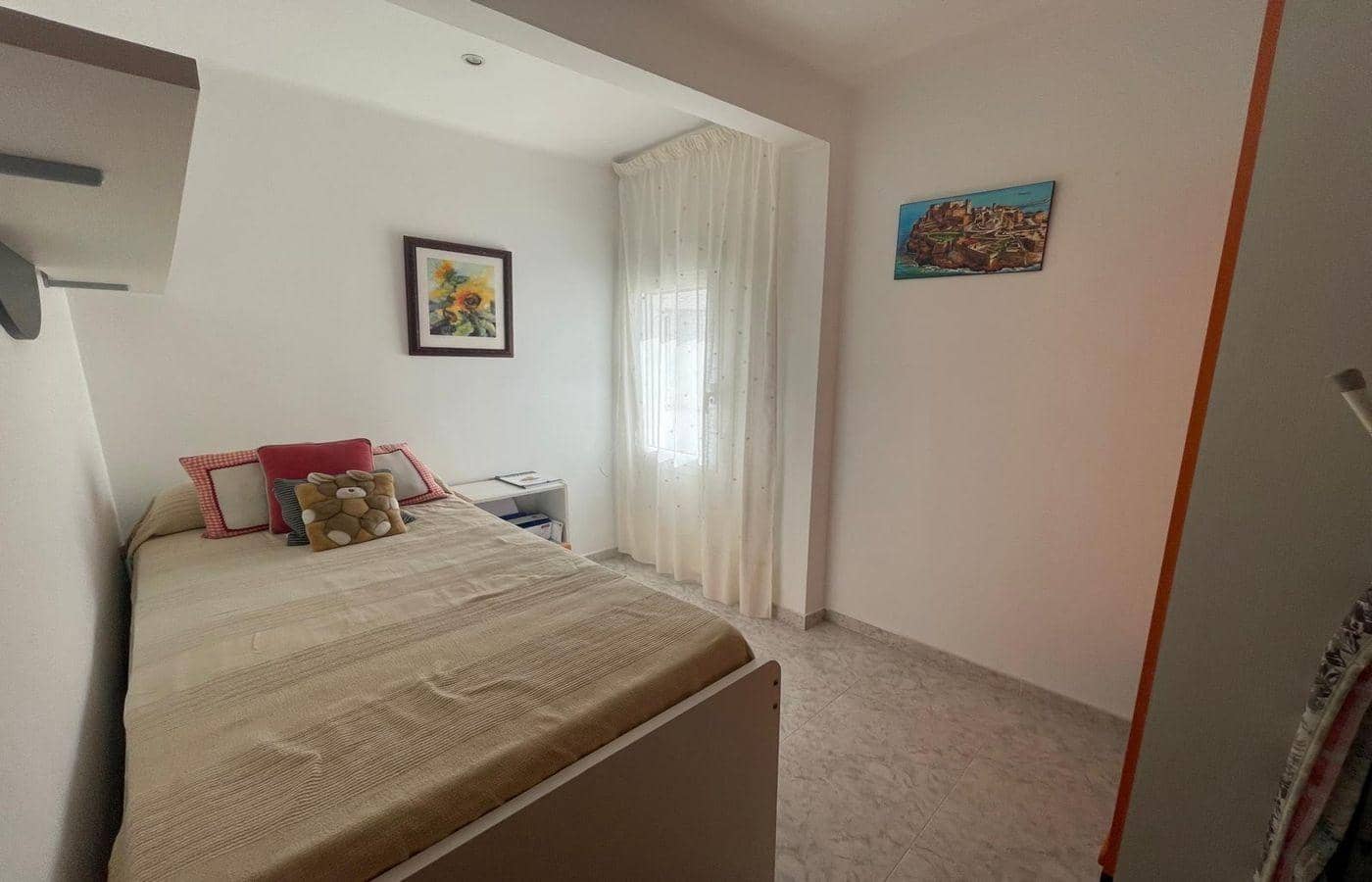 3 bedroom Flat for sale in Sant Carles de la Rapita - € 95,000 (Ref: 8786851)