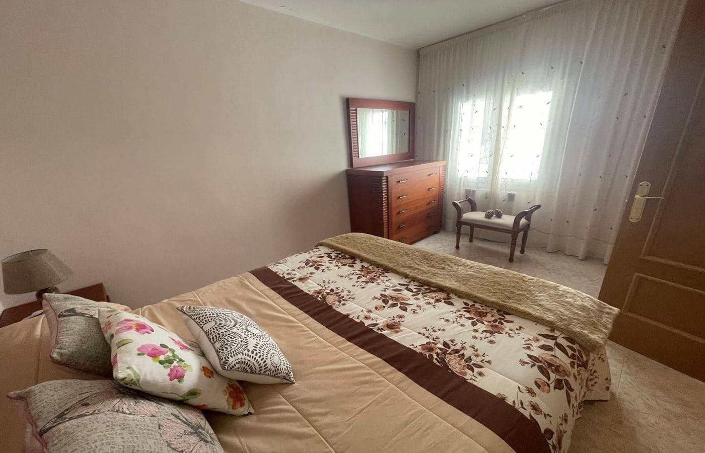 3 bedroom Flat for sale in Sant Carles de la Rapita - € 95,000 (Ref: 8786851)