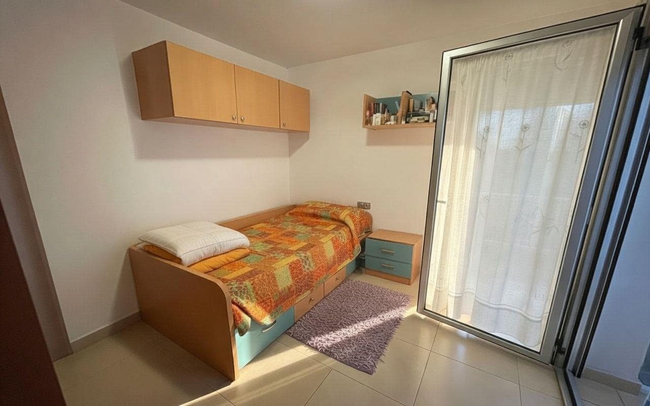 2 bedroom Apartment for sale in Sant Carles de la Rapita - € 138,500 (Ref: 8789486)