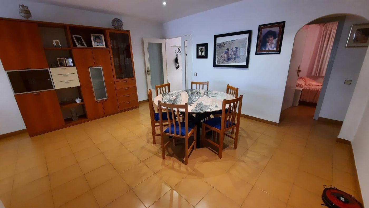 4 soveværelse Lejlighed til salg i Sant Carles de la Rapita - € 195.000 (Ref: 8874842)