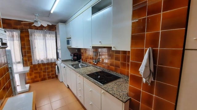 4 soveværelse Lejlighed til salg i Sant Carles de la Ràpita - € 195.000 (Ref: 8874842)