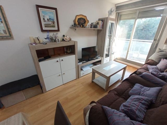 3 bedroom Flat for sale in Sant Carles de la Ràpita - € 210,000 (Ref: 8900155)