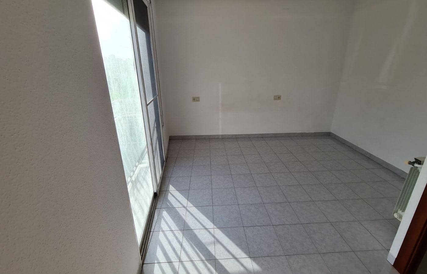 3 soveværelse Rækkehus til salg i El Castell med garage - € 100.700 (Ref: 8905267)