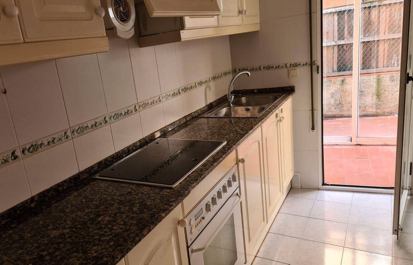 3 soveværelse Rækkehus til salg i El Castell med garage - € 100.700 (Ref: 8905267)