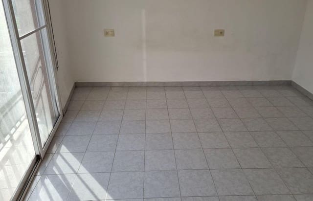 3 bedroom Terraced Villa for sale in El Castell, Ulldecona with garage - € 100,700 (Ref: 8905267)