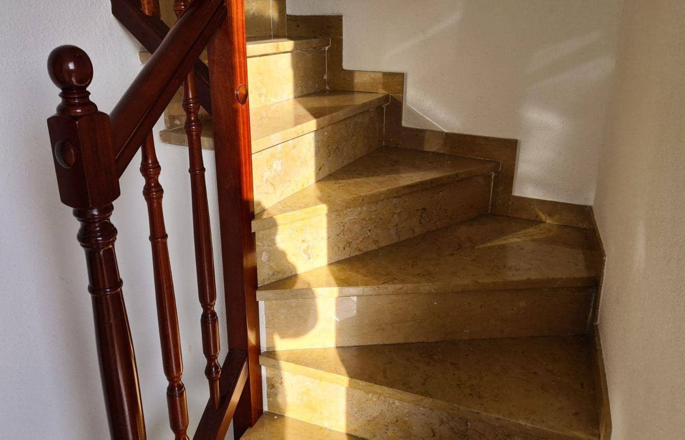 3 soveværelse Rækkehus til salg i El Castell med garage - € 100.700 (Ref: 8905267)