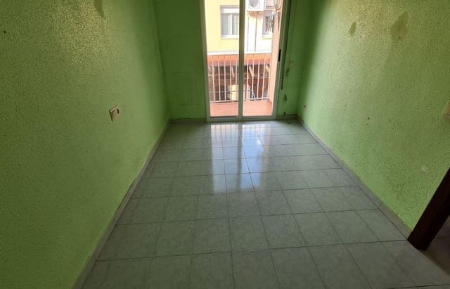 3 bedroom Terraced Villa for sale in El Castell, Ulldecona with garage - € 100,700 (Ref: 8905267)