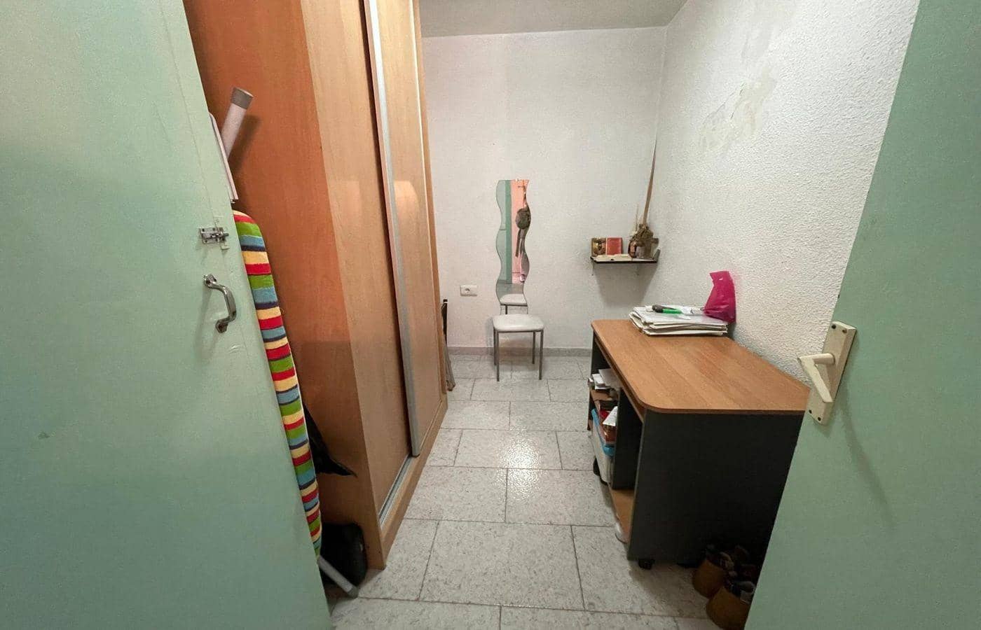 3 bedroom Flat for sale in Sant Carles de la Rapita - € 100,700 (Ref: 8954340)