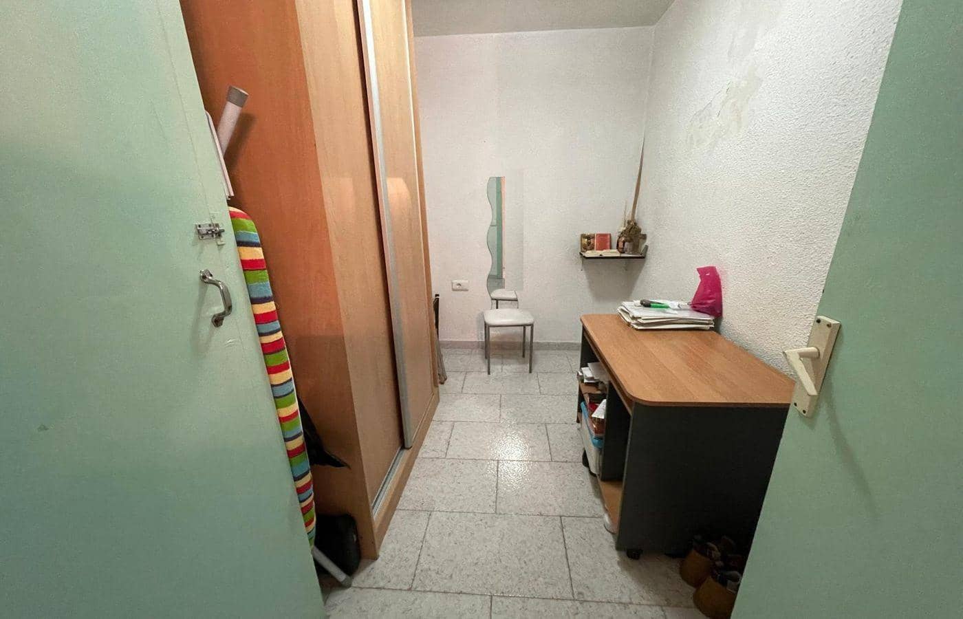 3 bedroom Flat for sale in Sant Carles de la Rapita - € 100,700 (Ref: 8954340)