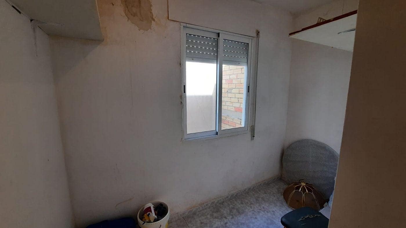 7 soveværelse Lejlighed til salg i Sant Carles de la Rapita - € 178.000 (Ref: 8968264)