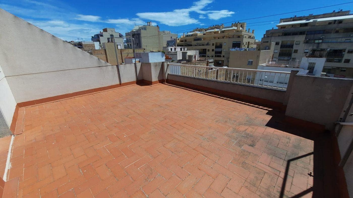 7 soveværelse Lejlighed til salg i Sant Carles de la Rapita - € 178.000 (Ref: 8968264)