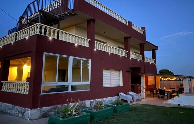 8 soveværelse Villa til salg i Alcanar med swimmingpool garage - € 440.000 (Ref: 8976133)