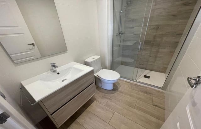 2 soverom Kjedet enebolig til salgs i Sant Carles de la Ràpita med garasje - € 187 000 (Ref: 9001630)