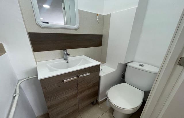 3 soveværelse Byhus til salg i Sant Carles de la Ràpita - € 137.800 (Ref: 9102859)