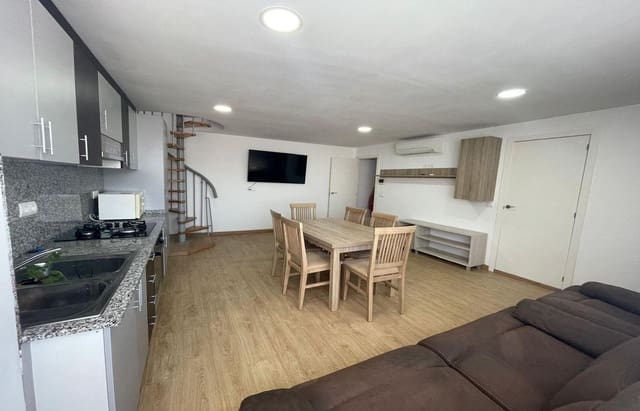 3 soveværelse Byhus til salg i Sant Carles de la Ràpita - € 137.800 (Ref: 9102859)