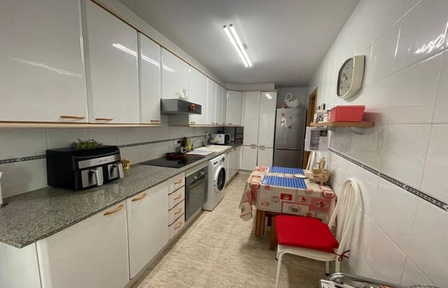 3 soveværelse Lejlighed til salg i Sant Carles de la Ràpita - € 159.000 (Ref: 9128231)