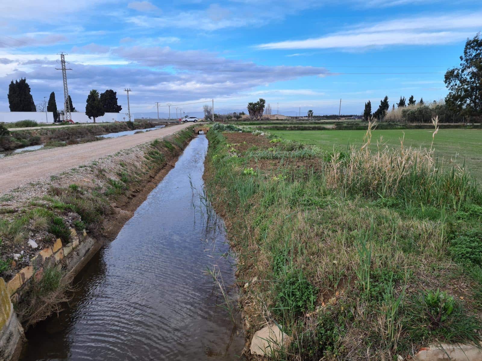 Grunde uden byggetilladelser til salg i Amposta - € 8.000 (Ref: 9145500)