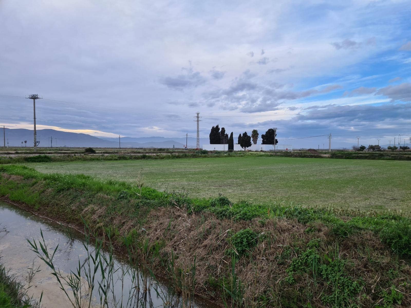 Grunde uden byggetilladelser til salg i Amposta - € 8.000 (Ref: 9145500)