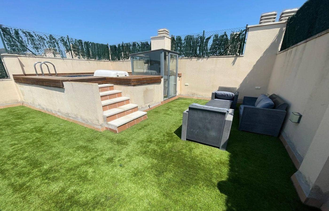 2 soveværelse Penthouse til salg i Sant Carles de la Rapita med swimmingpool - € 198.000 (Ref: 9163717)