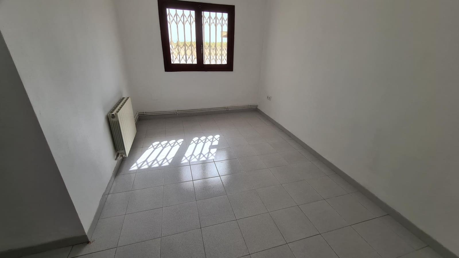 2 soveværelse Villa til salg i Sant Jordi med garage - € 197.500 (Ref: 9230476)