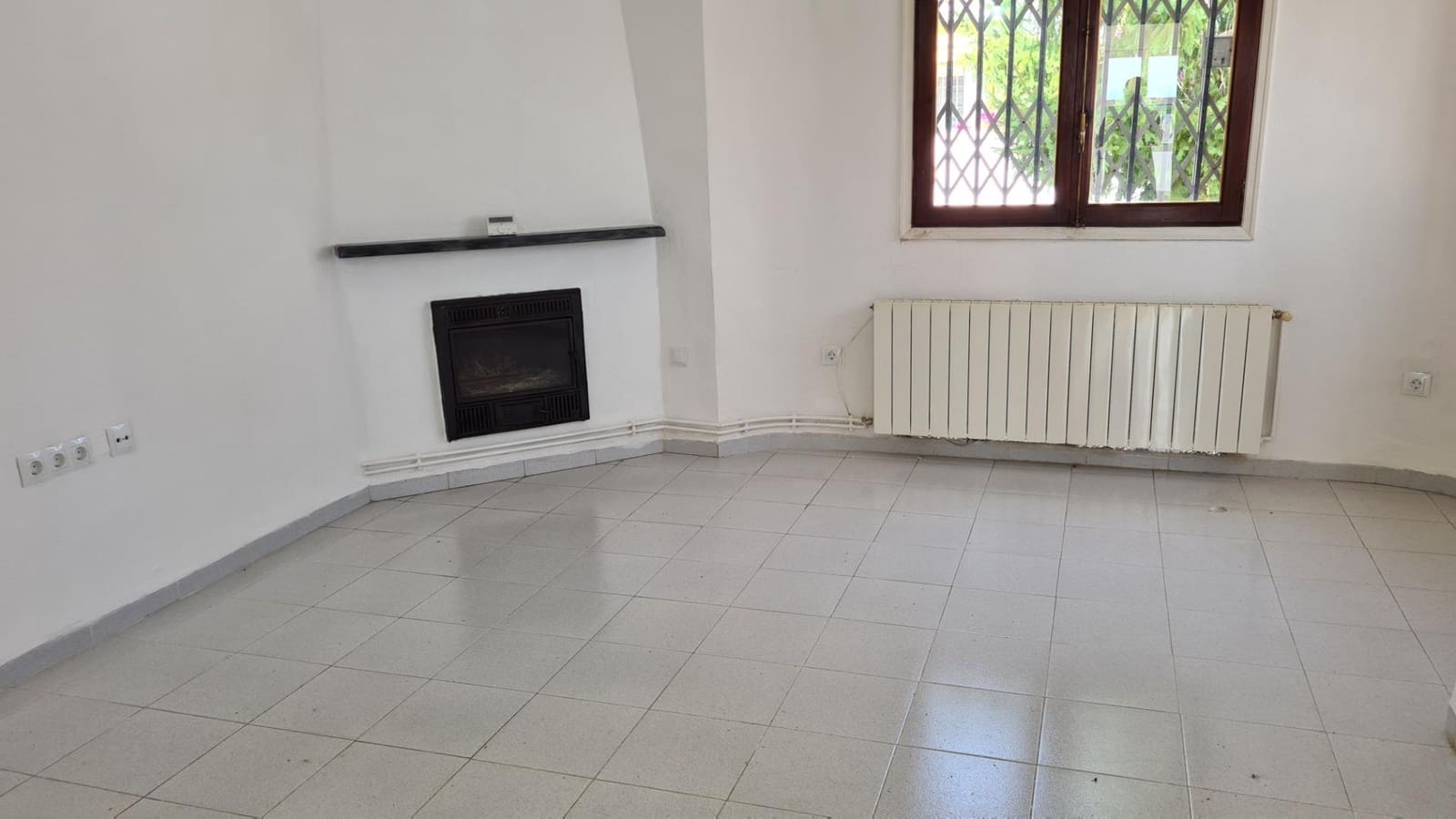 2 soveværelse Villa til salg i Sant Jordi med garage - € 197.500 (Ref: 9230476)