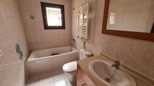 2 soveværelse Villa til salg i Sant Jordi med garage - € 197.500 (Ref: 9230476)