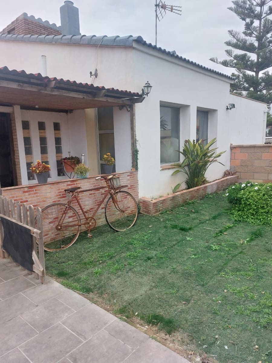 4 soveværelse Villa til salg i Amposta med swimmingpool - € 319.900 (Ref: 9301050)