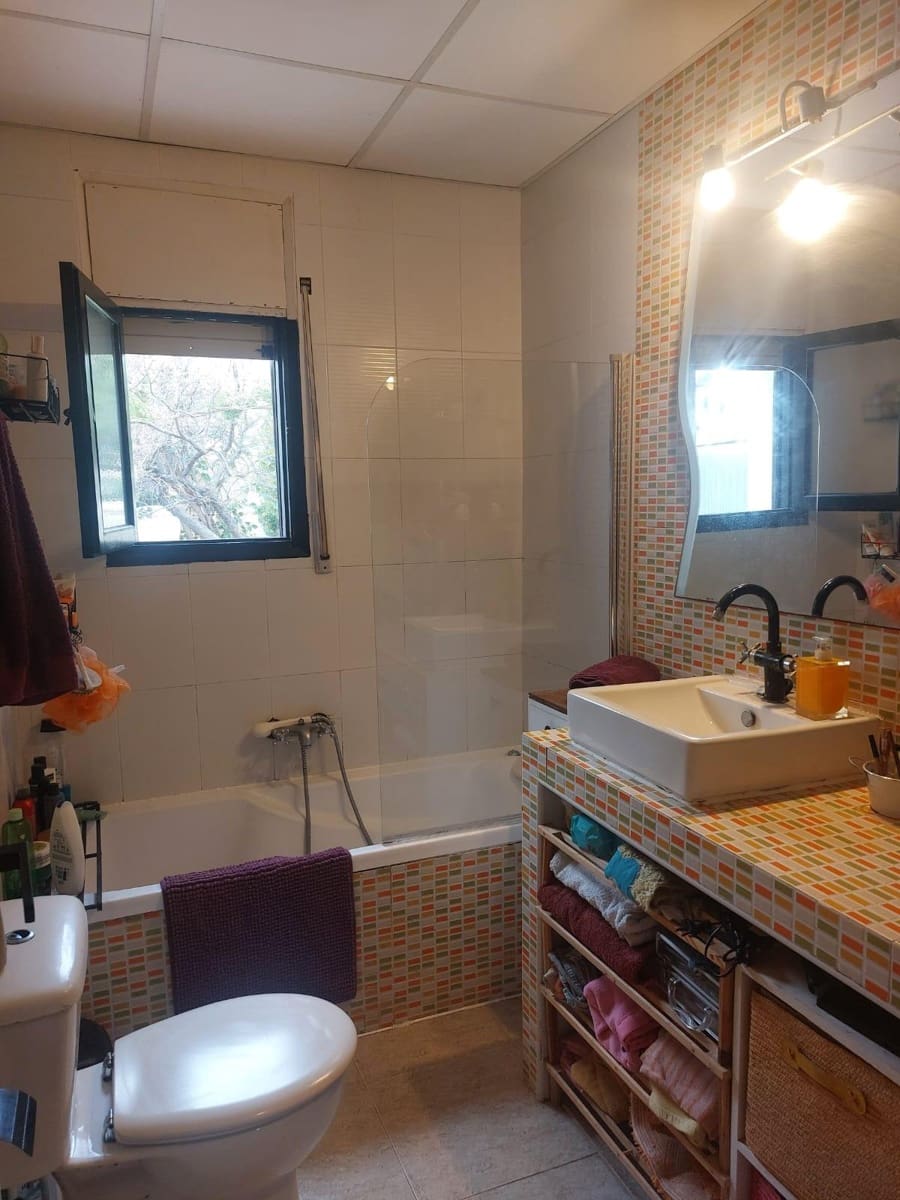 4 soveværelse Villa til salg i Amposta med swimmingpool - € 319.900 (Ref: 9301050)