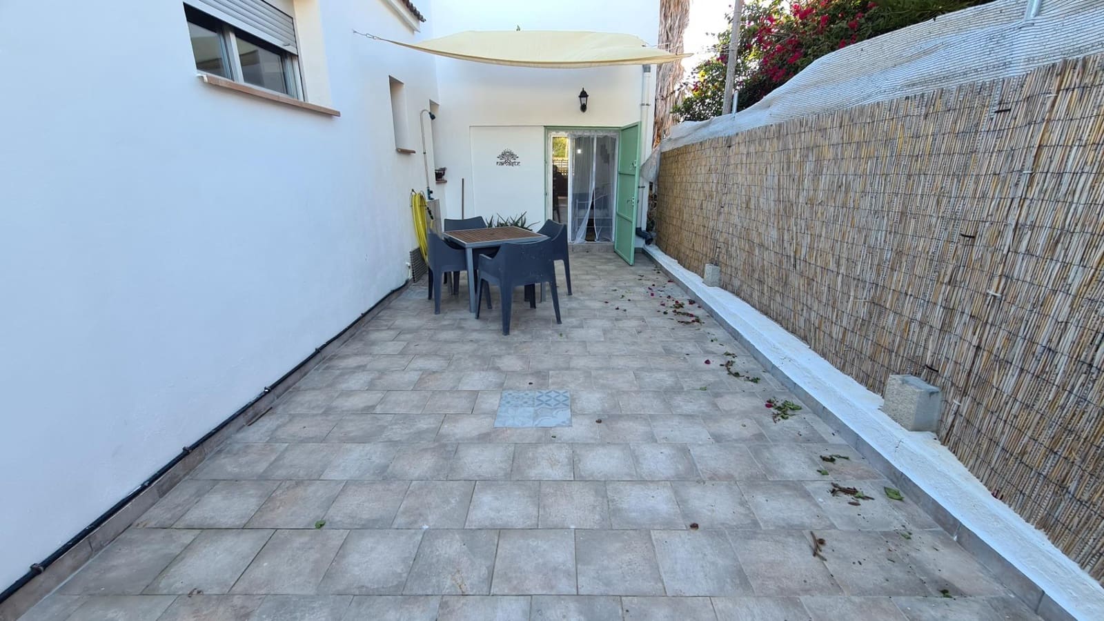 4 soveværelse Villa til salg i Amposta med swimmingpool - € 319.900 (Ref: 9301050)