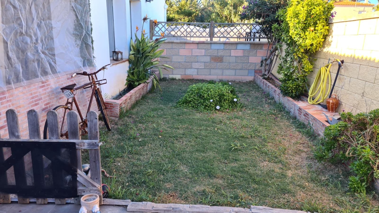 4 soveværelse Villa til salg i Amposta med swimmingpool - € 319.900 (Ref: 9301050)