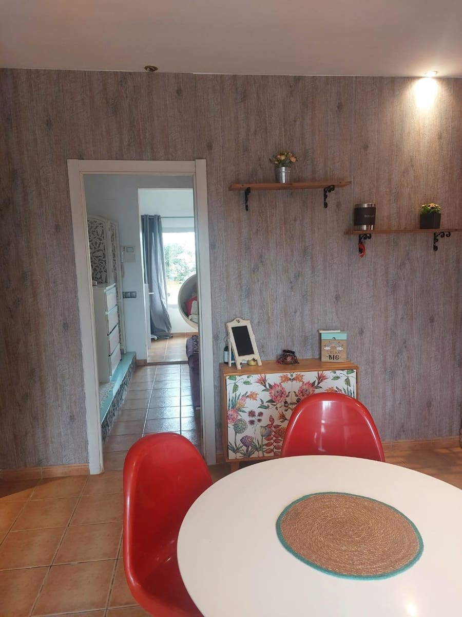 4 bedroom Villa for sale in Amposta with pool - € 239,000 (Ref: 9301050)