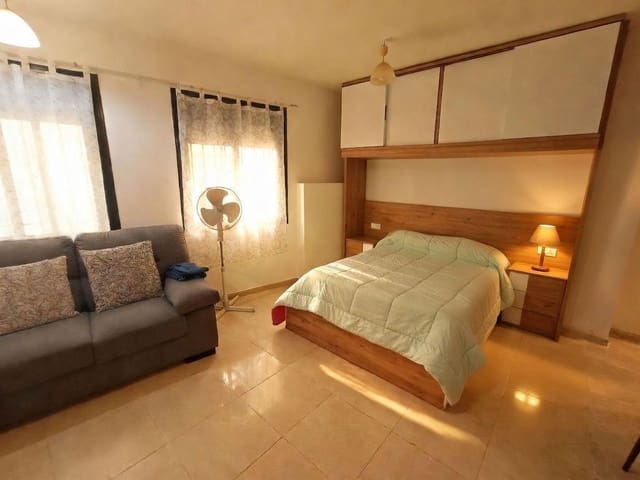 Erhverv til salg i Sant Carles de la Ràpita - € 49.000 (Ref: 9375337)