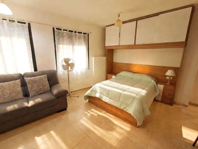 Erhverv til salg i Sant Carles de la Ràpita - € 49.000 (Ref: 9375337)