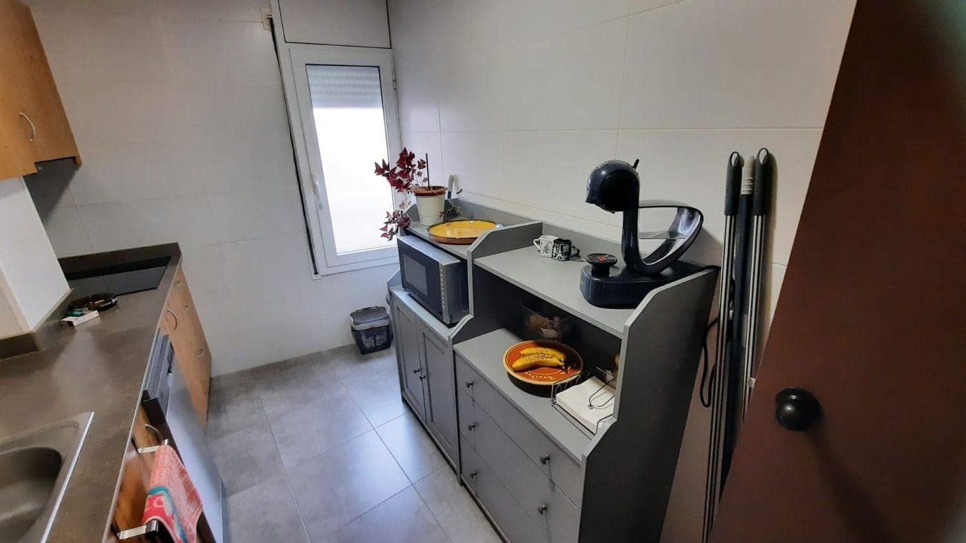 3 bedroom Flat for sale in Sant Carles de la Rapita - € 136,000 (Ref: 9375338)